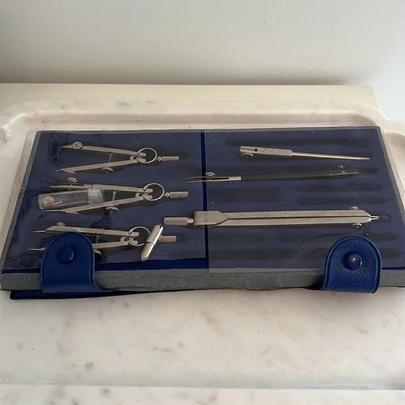 Vintage Basic Student Drafting Instrument Set - Picture 7 of 7